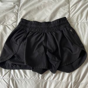 Black Lululemon shorts